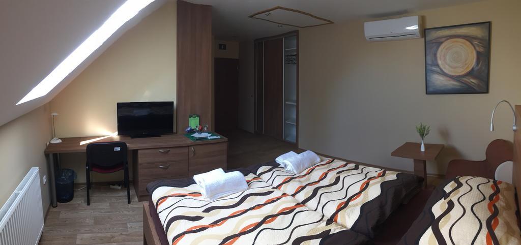 Penzion Toscana Lanzhot Ngoại thất bức ảnh